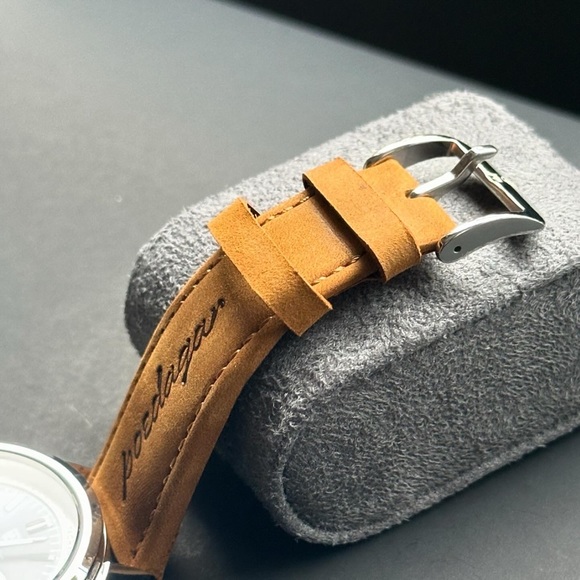 Functional chronograph clock R8 - Picture 2 of 4